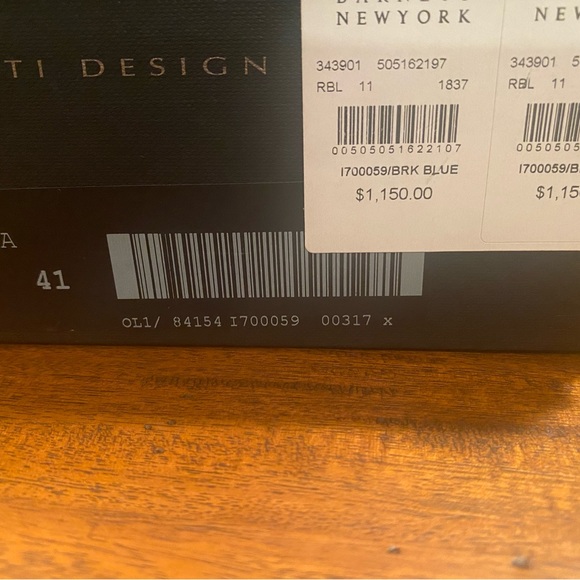 Giuseppe Zanotti  Mink stilettos blue mink w/black crock embossed heel Size 41 - Picture 13 of 15